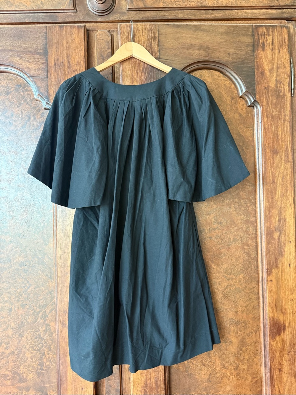 Pomander Place Black Finley Flutter Sleeve Dress - Picture 6 of 6